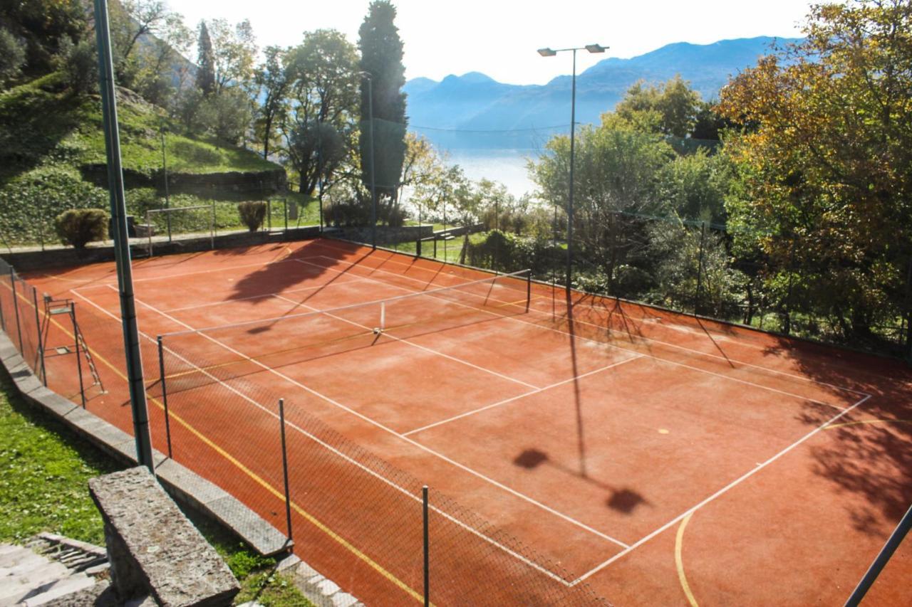 Agriturismo Castello Di Vezio Varenna Eksteriør billede