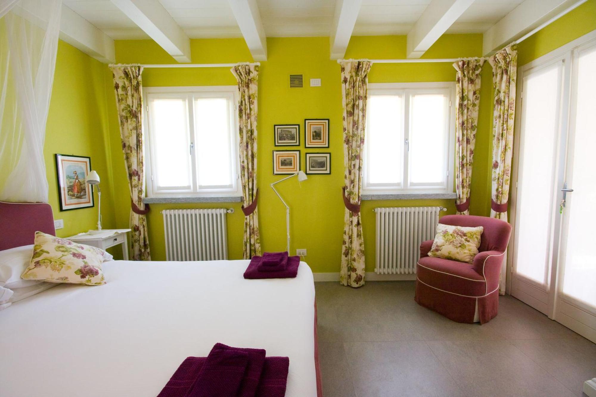 Agriturismo Castello Di Vezio Varenna Værelse billede