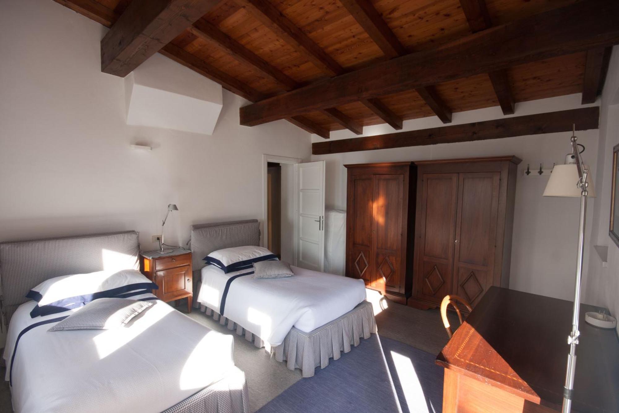 Agriturismo Castello Di Vezio Varenna Værelse billede