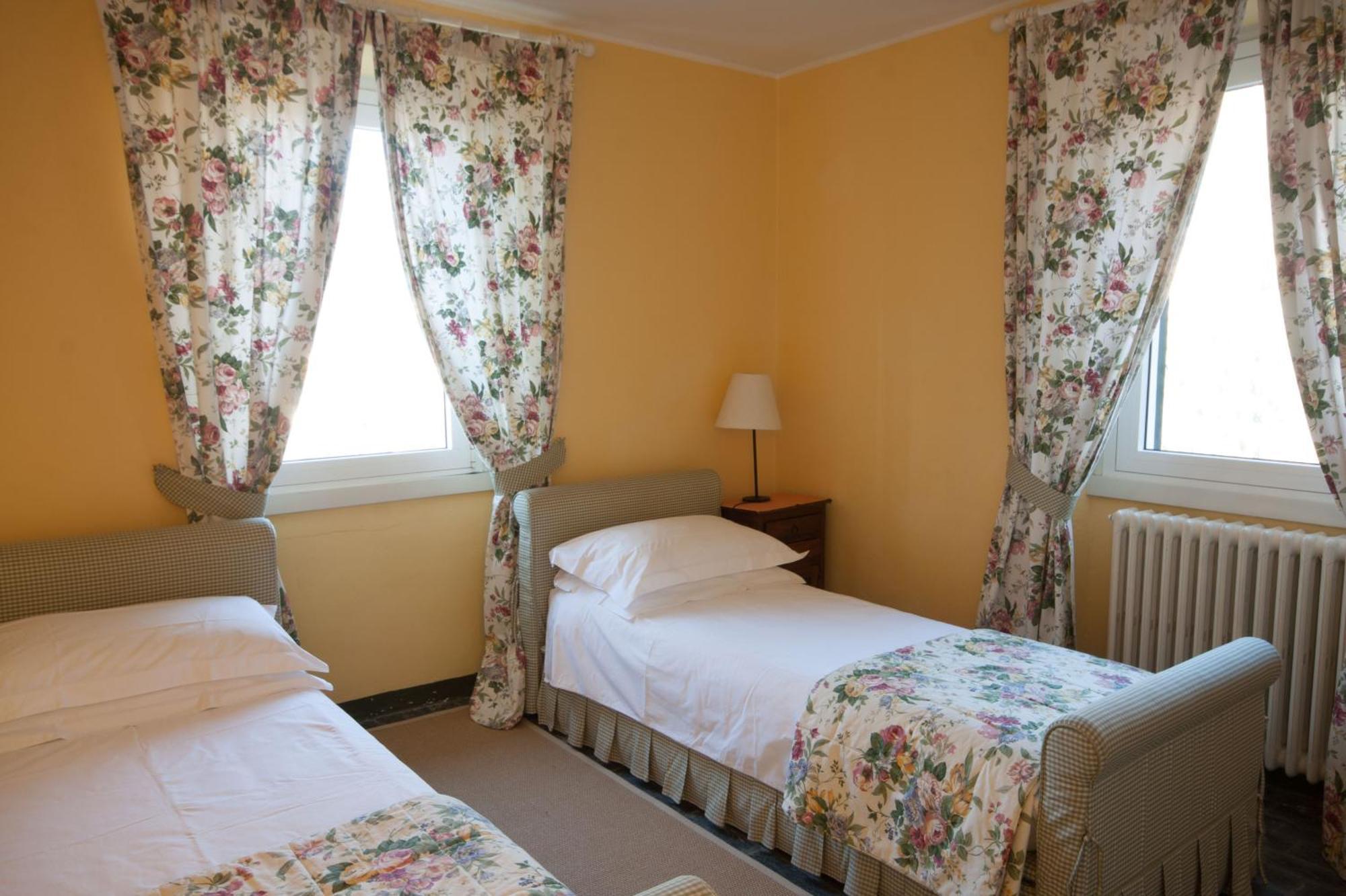 Agriturismo Castello Di Vezio Varenna Værelse billede