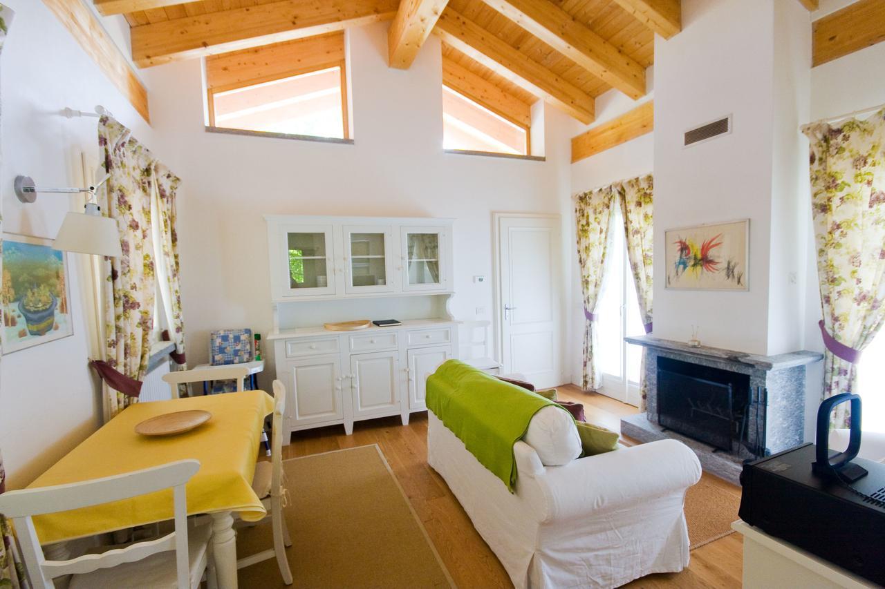 Agriturismo Castello Di Vezio Varenna Eksteriør billede
